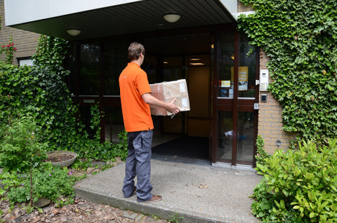 Pakketdienst bezorgen